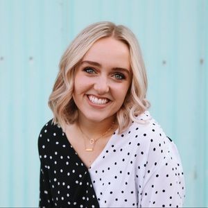 Meet your Posher, Kendra